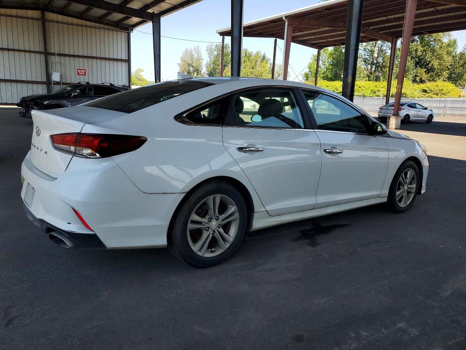 Продажа на аукционе авто 2018 Hyundai Sonata, vin: 5NPE34AF2JH606413, номер лота: 64334686