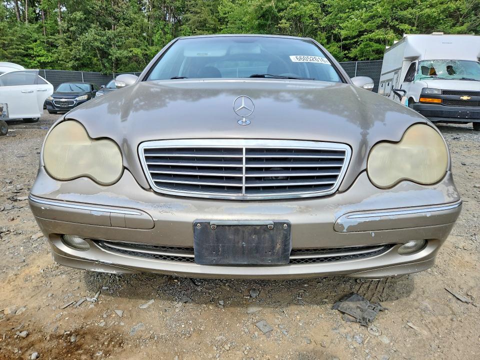 66052616 :رقم المزاد ، WDBRF40J03F433484 vin ، 2003 Mercedes-benz C مزاد بيع
