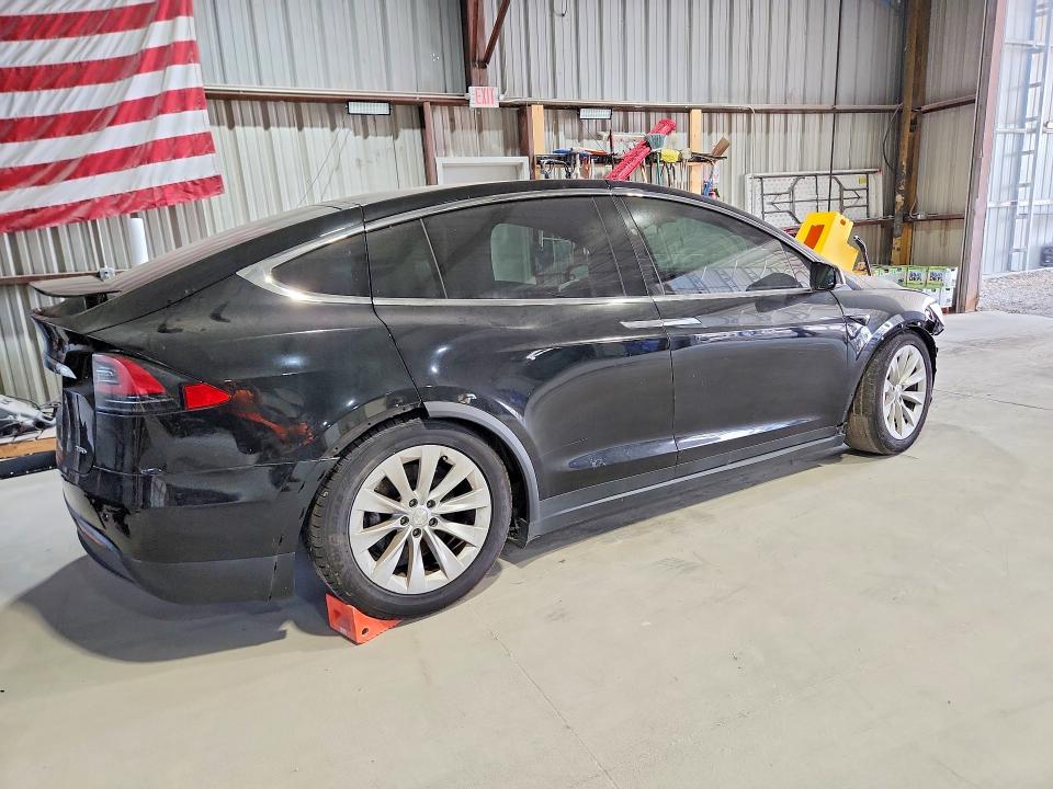 Продаж на аукціоні авто 2017 Tesla Model X, vin: 5YJXCDE26HF038272, номер лоту: 65201836