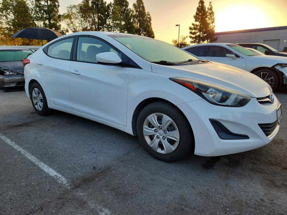 Продаж на аукціоні авто 2016 Hyundai Elantra, vin: 5NPDH4AE6GH777971, номер лоту: 63504986