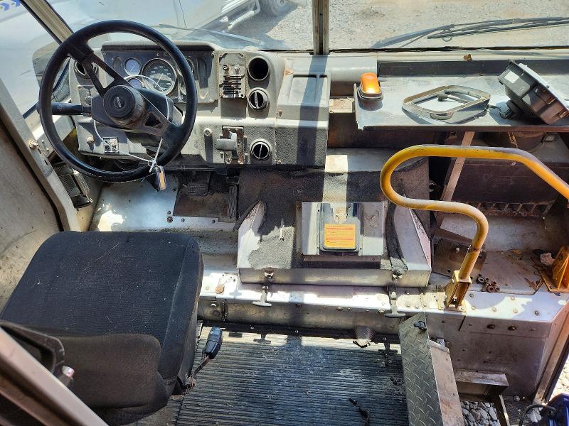 Aukcja sprzedaży 2000 Freightliner Mt45 Chassis, vin: 4UZA4FA44YCF32521, numer aukcji: 63345946