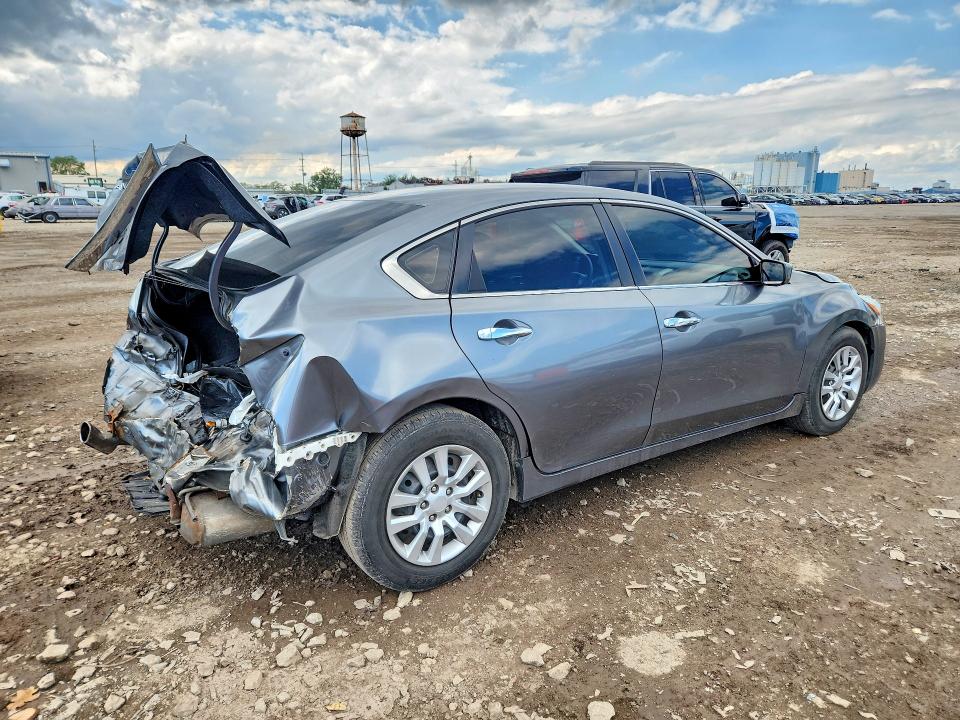 2015 Nissan Altima მანქანა იყიდება აუქციონზე, vin: 1N4AL3AP6FC296566, აუქციონის ნომერი: 65514086