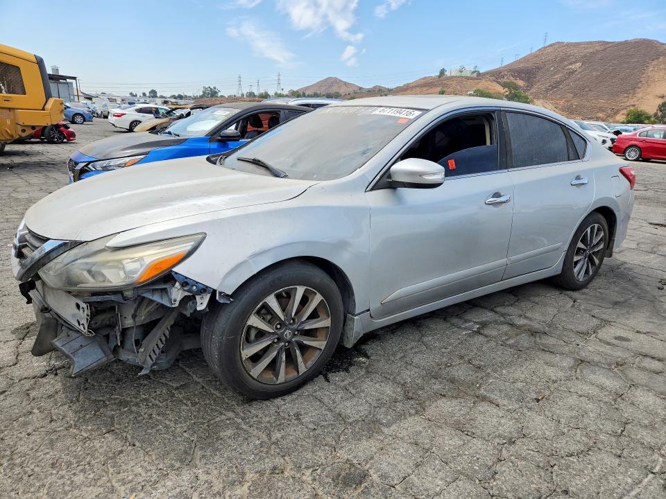 Продажа на аукционе авто 2017 Nissan Altima, vin: 1N4AL3AP3HC199909, номер лота: 67119416