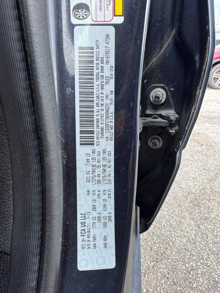 64145876 :رقم المزاد ، 1C6SRFET9KN906231 vin ، 2019 Ram 1500 مزاد بيع