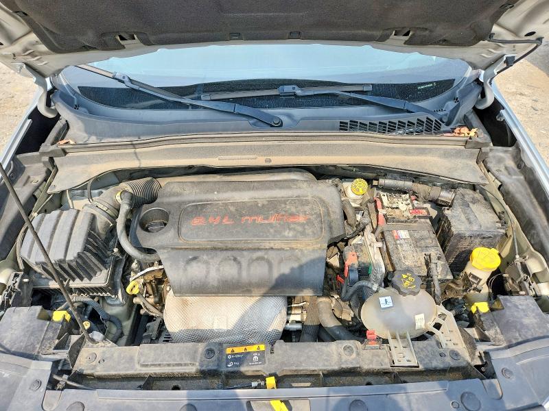 Продаж на аукціоні авто 2018 Jeep Renegade, vin: ZACCJBAB1JPH58558, номер лоту: 64690826