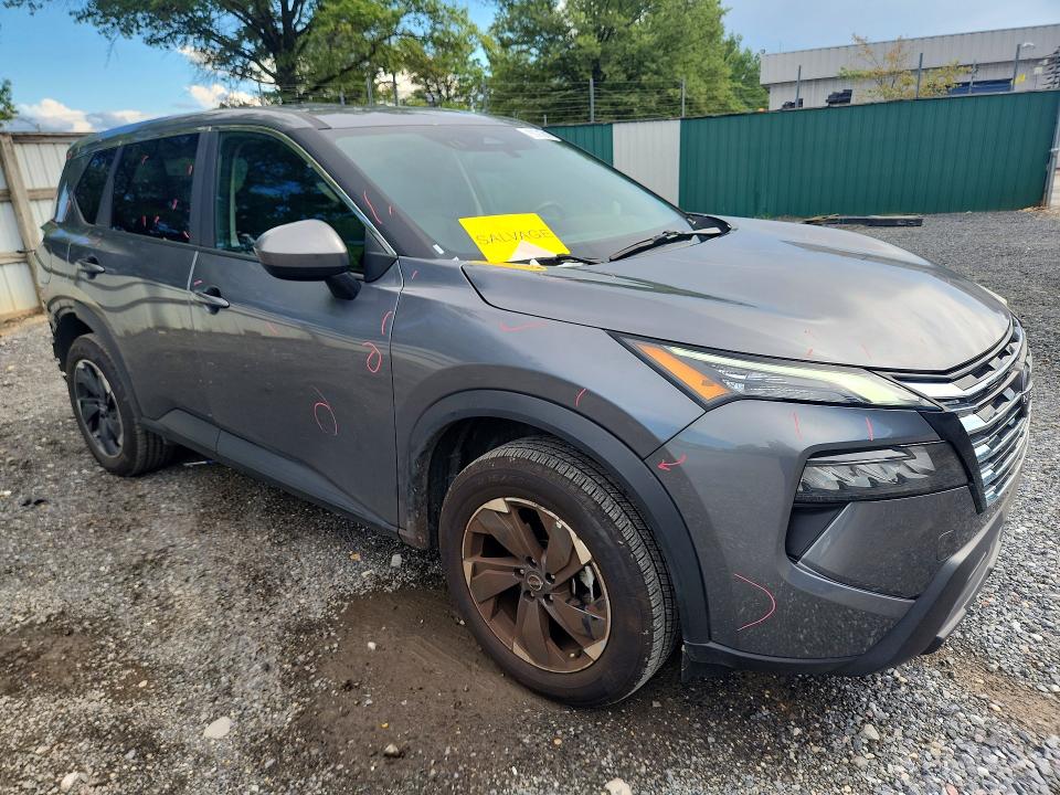 63696616 :رقم المزاد ، 5N1BT3BB9SC812166 vin ، 2025 Nissan Rogue مزاد بيع