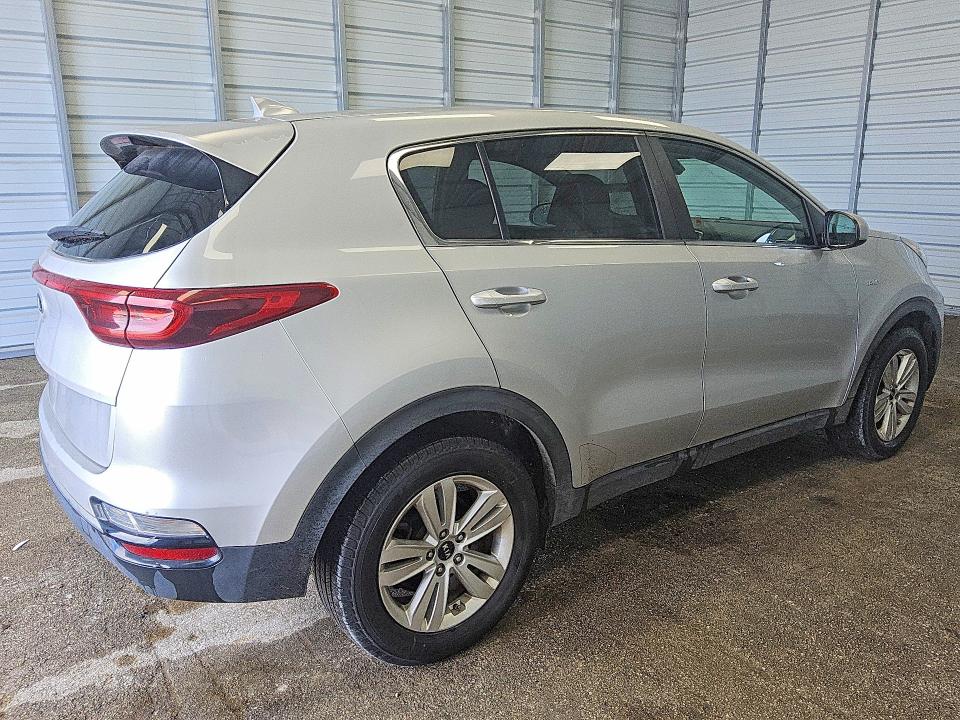 64782116 :رقم المزاد ، KNDPMCAC8L7776143 vin ، 2020 Kia Sportage مزاد بيع