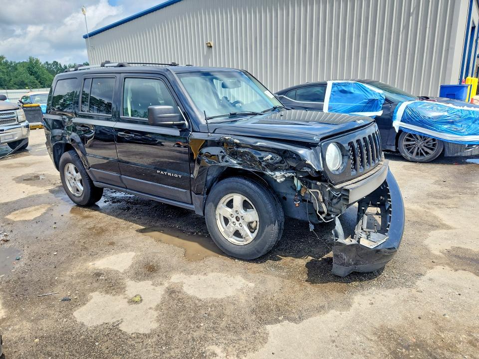 63536816 :رقم المزاد ، 1C4NJPFA0HD133020 vin ، 2017 Jeep Patriot مزاد بيع