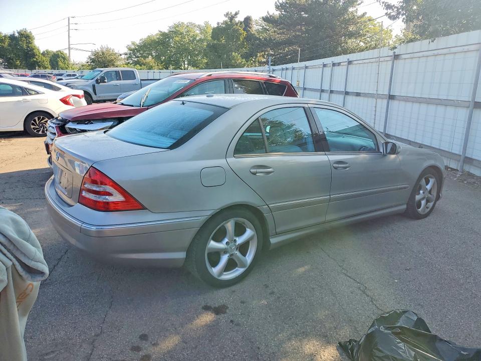 Продажа на аукционе авто 2006 Mercedes-benz C, vin: WDBRF52H96F810768, номер лота: 65886326