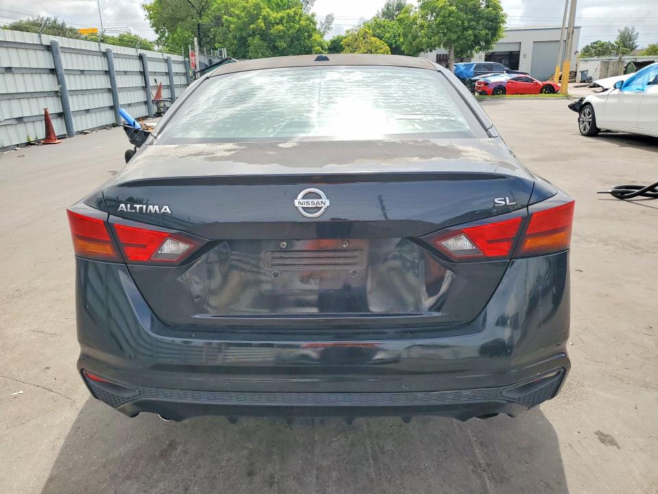 Продажа на аукционе авто 2019 Nissan Altima, vin: 1N4BL4EV1KC225840, номер лота: 64115926