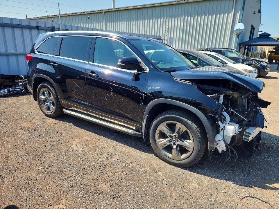Продажа на аукционе авто 2019 Toyota Highlander, vin: 5TDDZRFH9KS990039, номер лота: 62846406