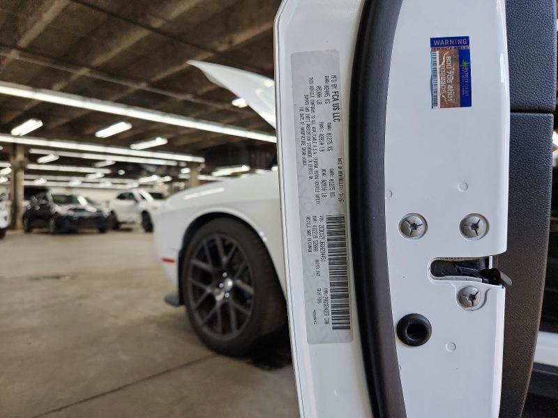 2016 Dodge Challenger მანქანა იყიდება აუქციონზე, vin: 2C3CDZFJ6GH234451, აუქციონის ნომერი: 66126756