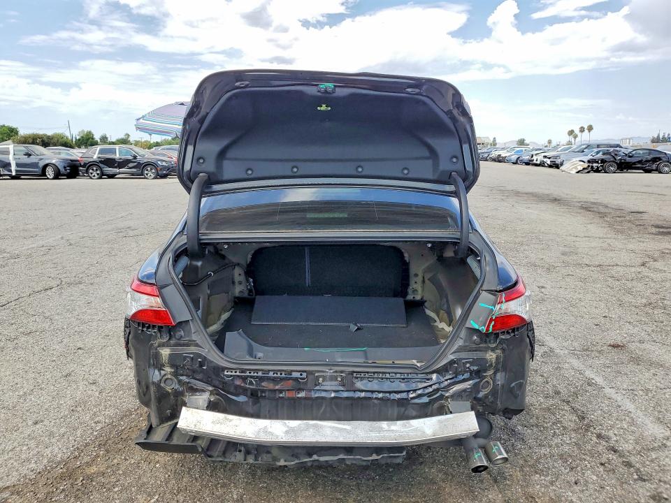 Продажа на аукционе авто 2018 Toyota Camry, vin: 4T1B11HK4JU103669, номер лота: 64271106