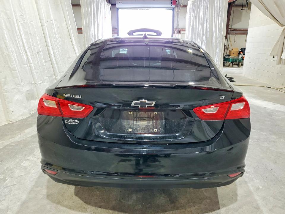 66159496 :رقم المزاد ، 1G1ZE5ST5HF140558 vin ، 2017 Chevrolet Malibu مزاد بيع