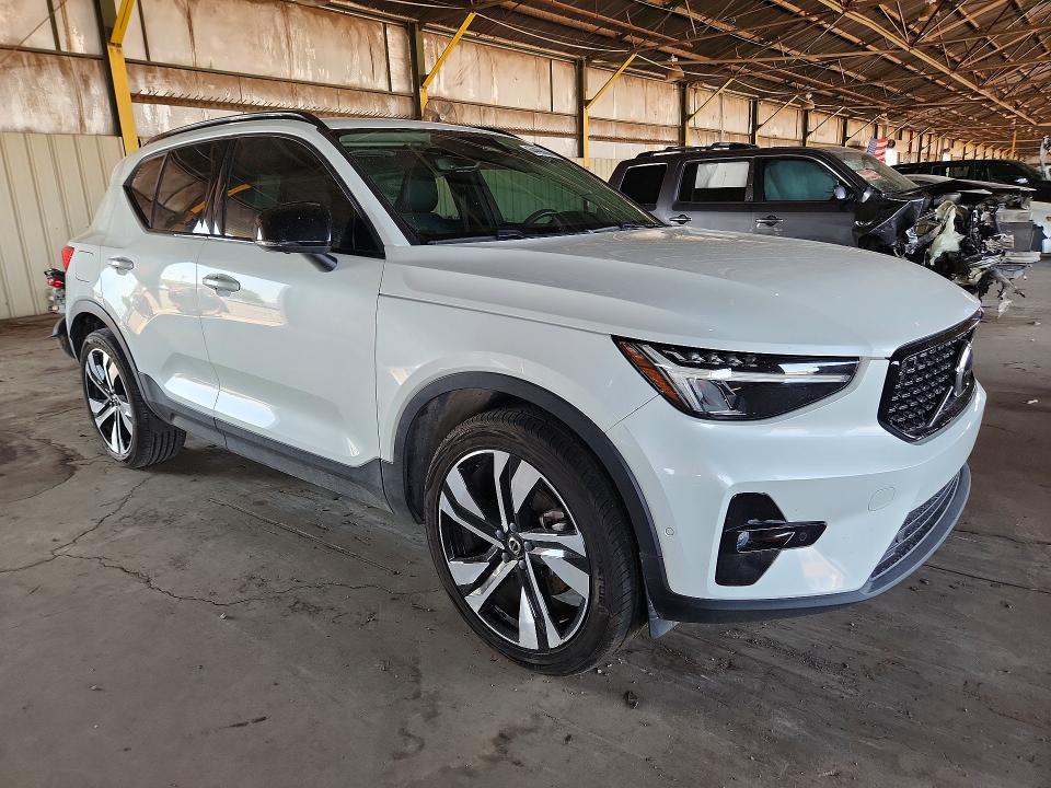 Aukcja sprzedaży 2023 Volvo Xc40, vin: YV4L12UX2P2943841, numer aukcji: 64490366