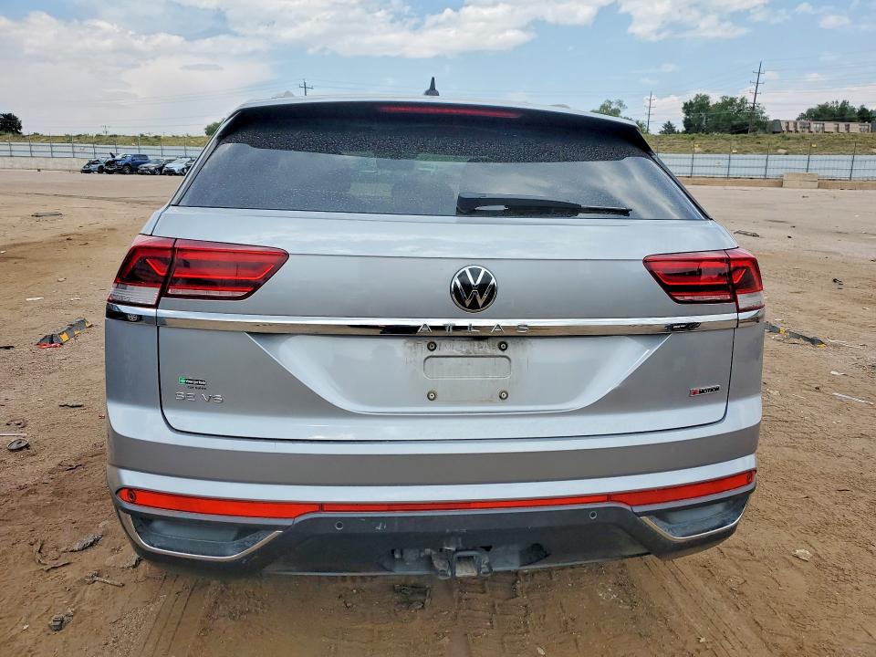 2022 Volkswagen Atlas Cross Sport მანქანა იყიდება აუქციონზე, vin: 1V2KE2CA8NC222459, აუქციონის ნომერი: 64455536