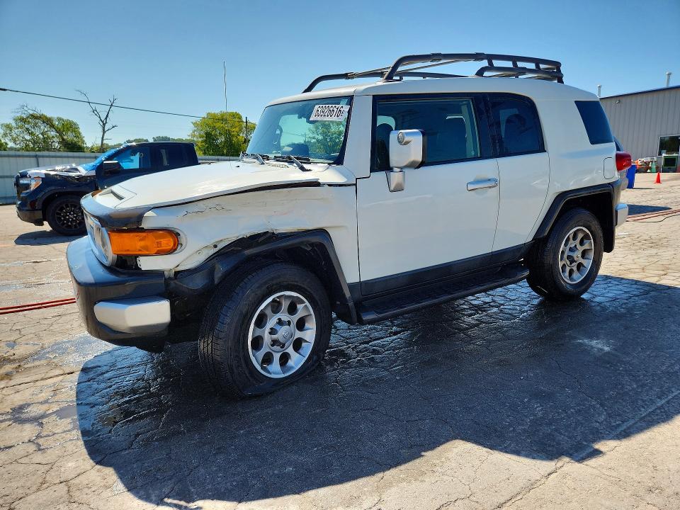 Продажа на аукционе авто 2012 Toyota Fj Cruiser, vin: JTEBU4BF8CK136189, номер лота: 63926616