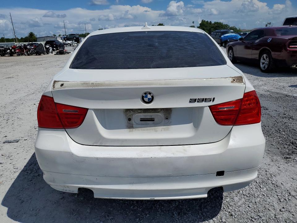 2011 Bmw 335 მანქანა იყიდება აუქციონზე, vin: WBAPM5C50BE577489, აუქციონის ნომერი: 65690146