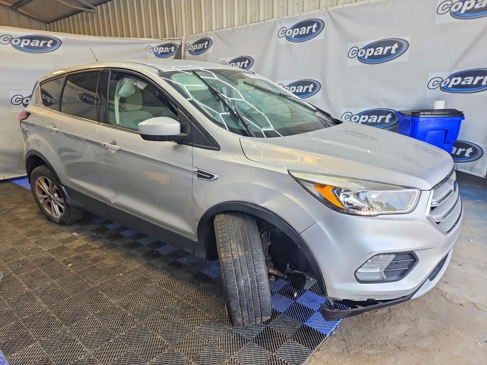 66022296 :رقم المزاد ، 1FMCU0G99KUB66563 vin ، 2019 Ford Escape مزاد بيع