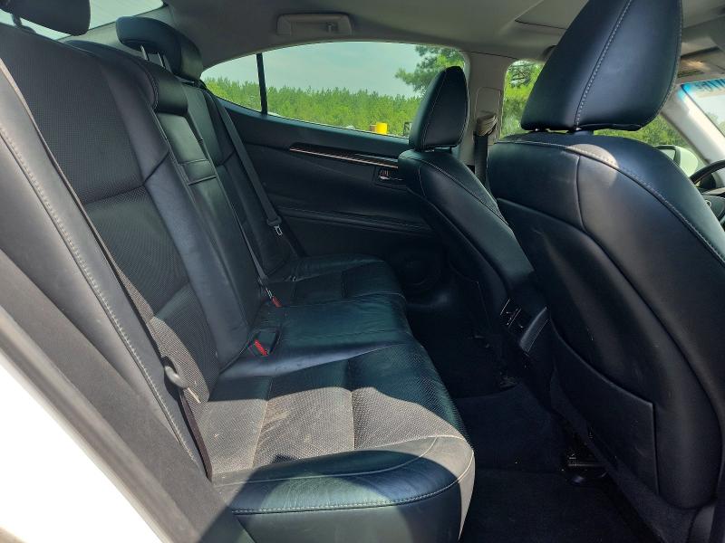 65015076 :رقم المزاد ، JTHBK1GG8D2056773 vin ، 2013 Lexus Es مزاد بيع