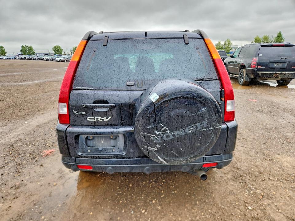 64943646 :رقم المزاد ، JHLRD78902C812555 vin ، 2002 Honda Cr-v مزاد بيع