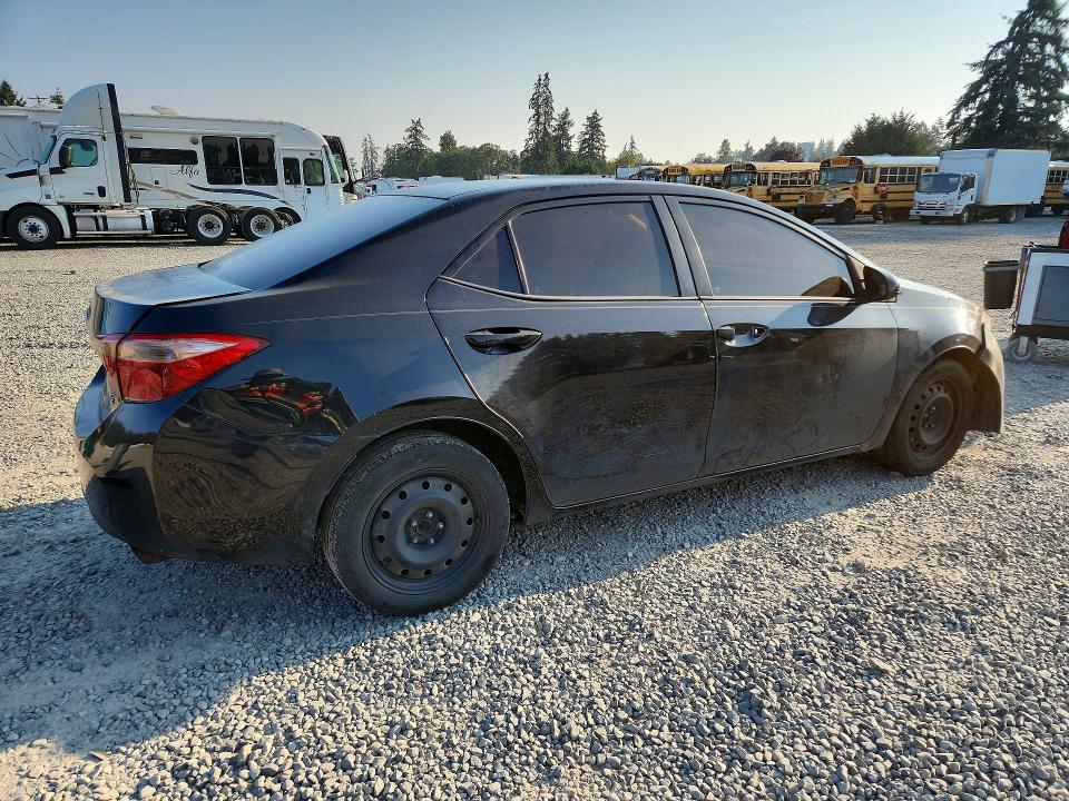 63939076 :رقم المزاد ، 2T1BURHE0HC906572 vin ، 2017 Toyota Corolla مزاد بيع