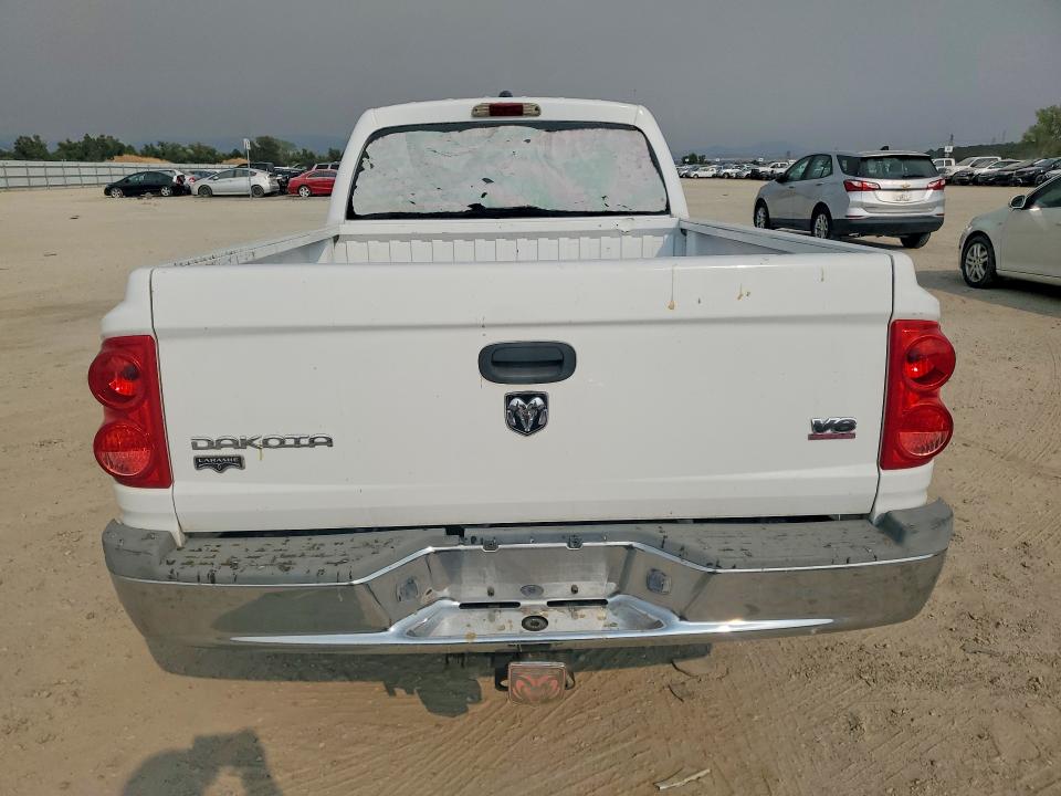 67223486 :رقم المزاد ، 1D7HE52N25S256412 vin ، 2005 Dodge Dakota مزاد بيع