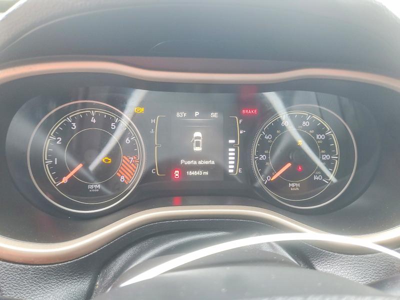 2014 Jeep Cherokee მანქანა იყიდება აუქციონზე, vin: 1C4PJMCS4EW177624, აუქციონის ნომერი: 63376376
