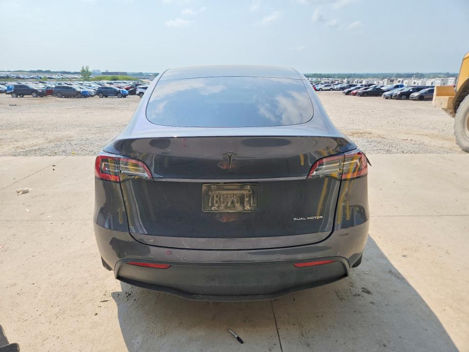 64550756 :رقم المزاد ، 5YJYGDEE5MF188595 vin ، 2021 Tesla Model Y مزاد بيع