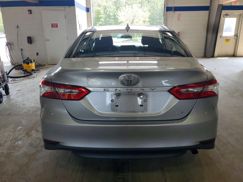 2019 Toyota Camry მანქანა იყიდება აუქციონზე, vin: 4T1B11HK2KU803868, აუქციონის ნომერი: 64233526