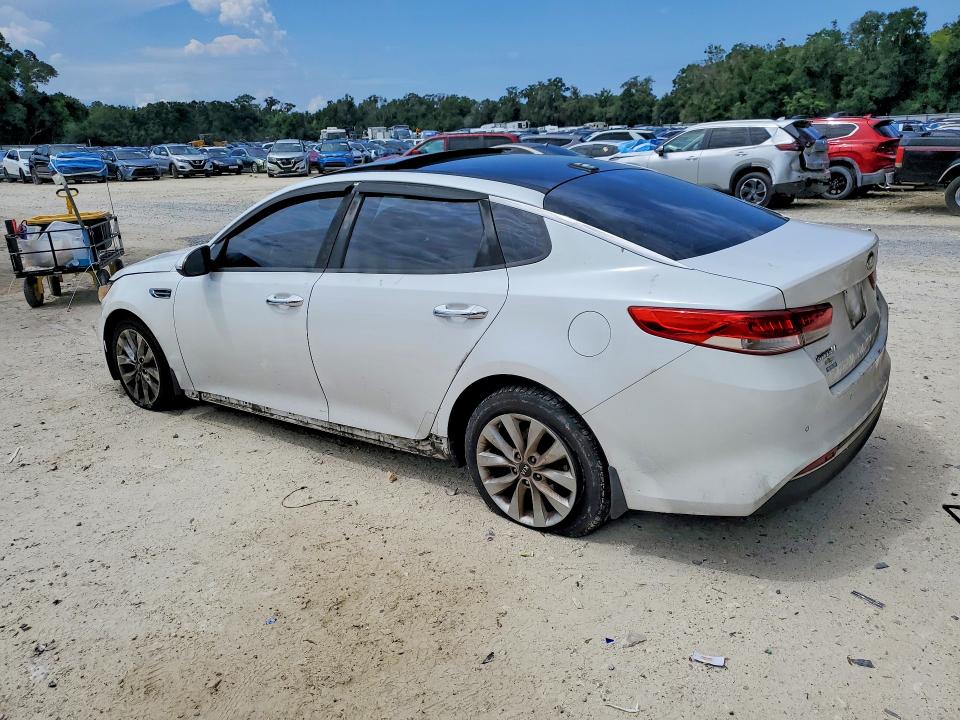 2016 Kia Optima მანქანა იყიდება აუქციონზე, vin: 5XXGU4L3XGG068878, აუქციონის ნომერი: 65607326