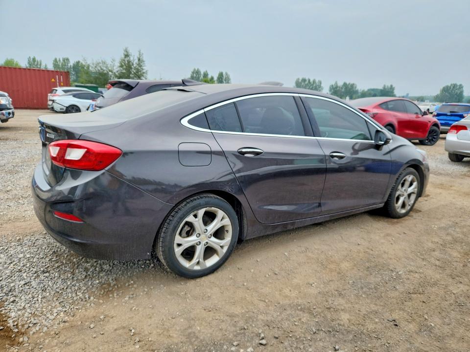 63506926 :رقم المزاد ، 1G1BF5SM1H7167001 vin ، 2017 Chevrolet Cruze مزاد بيع