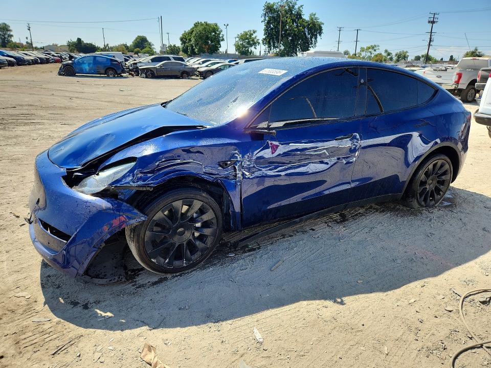 2024 Tesla Model Y მანქანა იყიდება აუქციონზე, vin: 7SAYGDEE3RF068448, აუქციონის ნომერი: 64503596