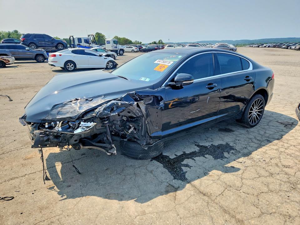 2012 Jaguar Xf მანქანა იყიდება აუქციონზე, vin: SAJWA0HB1CLS60537, აუქციონის ნომერი: 64758076