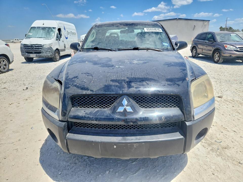 65664816 :رقم المزاد ، 1Z7HC28KX6S554756 vin ، 2006 Mitsubishi Raider مزاد بيع