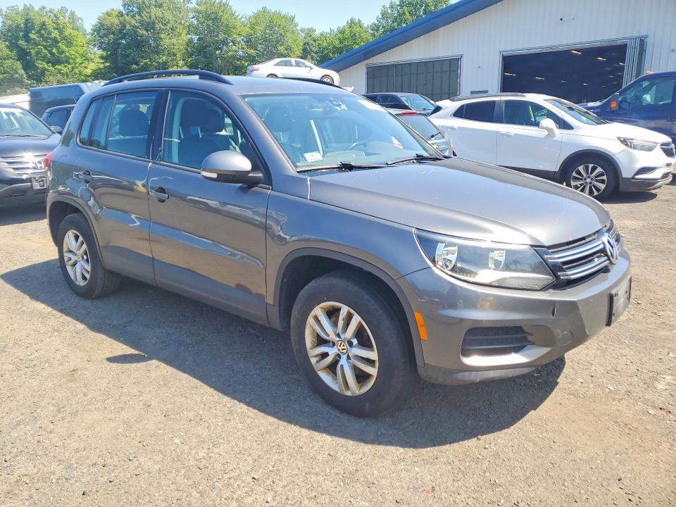 2016 Volkswagen Tiguan მანქანა იყიდება აუქციონზე, vin: WVGBV7AX1GW580182, აუქციონის ნომერი: 64216056