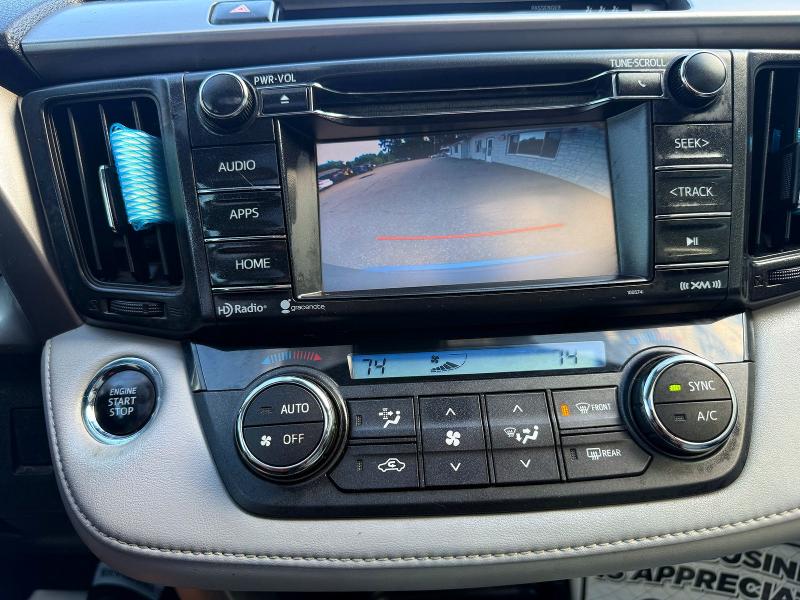 2017 Toyota Rav4 მანქანა იყიდება აუქციონზე, vin: JTMRFREV2HJ168047, აუქციონის ნომერი: 63856576