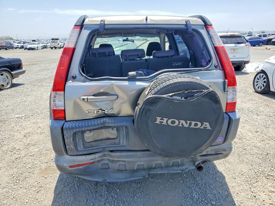 62762496 :رقم المزاد ، JHLRD685X5C003284 vin ، 2005 Honda Cr-v مزاد بيع
