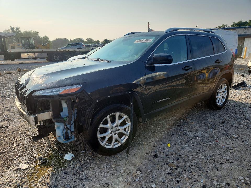 Auction sale of the 2015 Jeep Cherokee, vin: 1C4PJMCS2FW504295, lot number: 64931196