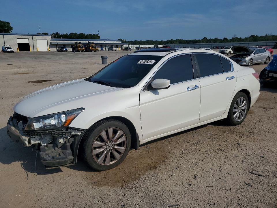 Продажа на аукционе авто 2011 Honda Accord, vin: 1HGCP3F82BA024208, номер лота: 64903366