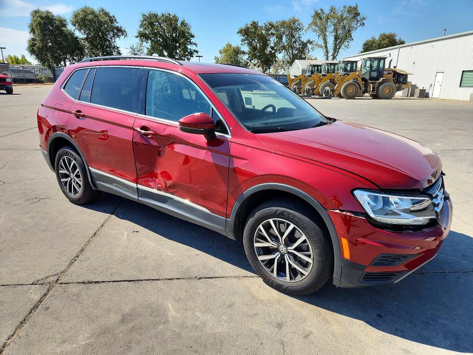 Продажа на аукционе авто 2020 Volkswagen Tiguan, vin: 3VV2B7AX7LM057810, номер лота: 65019406