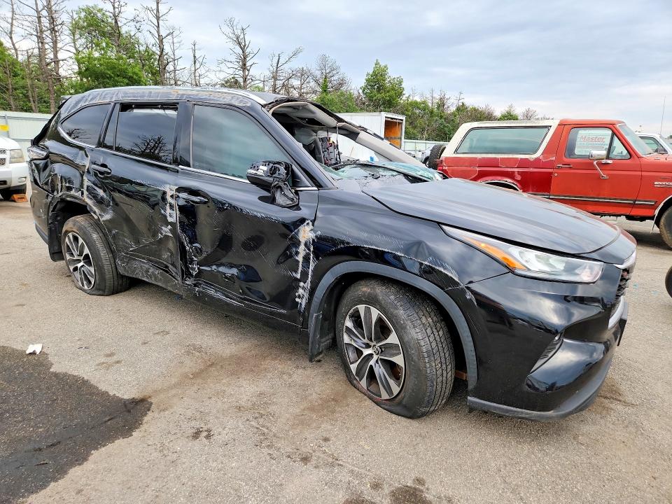 Продажа на аукционе авто 2020 Toyota Highlander, vin: 5TDGZRBH3LS037749, номер лота: 66041606