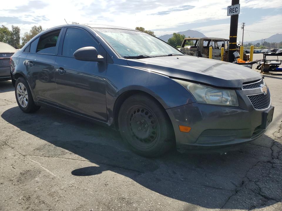 Продажа на аукционе авто 2013 Chevrolet Cruze, vin: 1G1PA5SGXD7238916, номер лота: 64472296