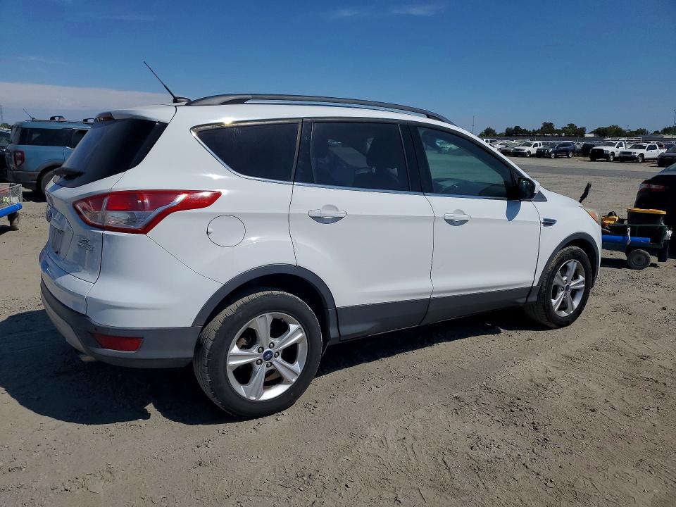 Auction sale of the 2015 Ford Escape, vin: 1FMCU0GX4FUA25615, lot number: 65173686