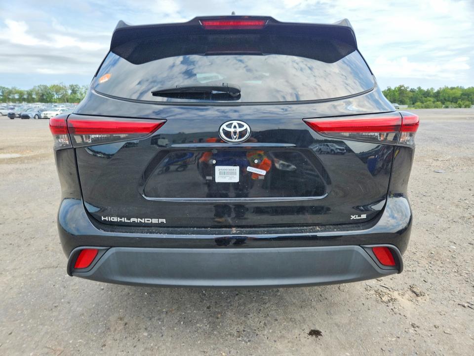 63688926 :رقم المزاد ، 5TDKDRAH6PS011520 vin ، 2023 Toyota Highlander مزاد بيع