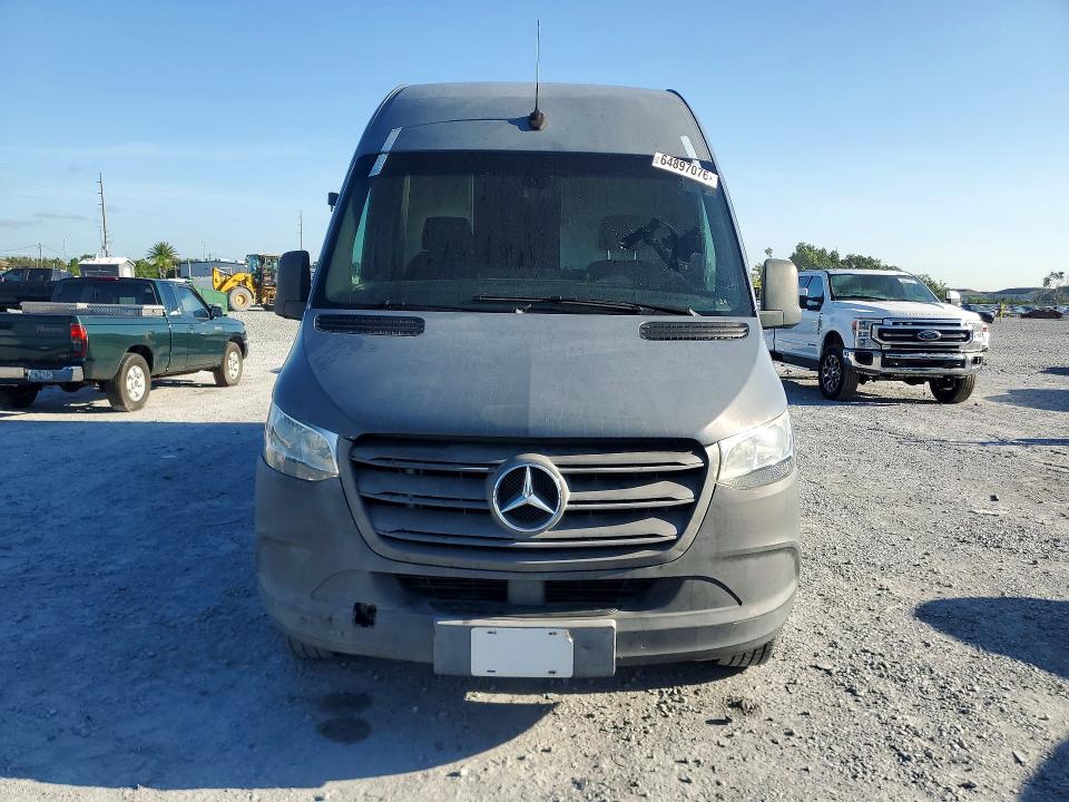 Auction sale of the 2019 Mercedes-benz Sprinter, vin: WD4PF1CD7KP134280, lot number: 64897076