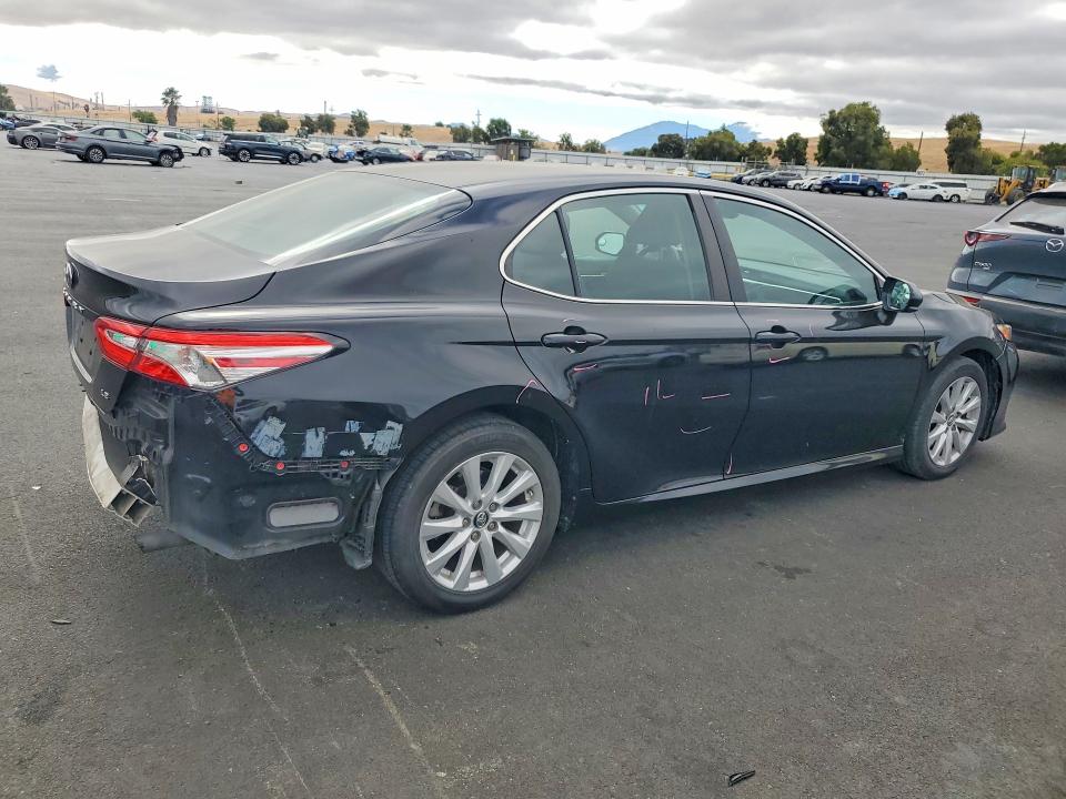 Aukcja sprzedaży 2018 Toyota Camry, vin: 4T1B11HK6JU060775, numer aukcji: 65400986