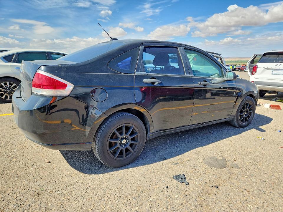 64823376 :رقم المزاد ، 1FAHP34N88W247318 vin ، 2008 Ford Focus مزاد بيع