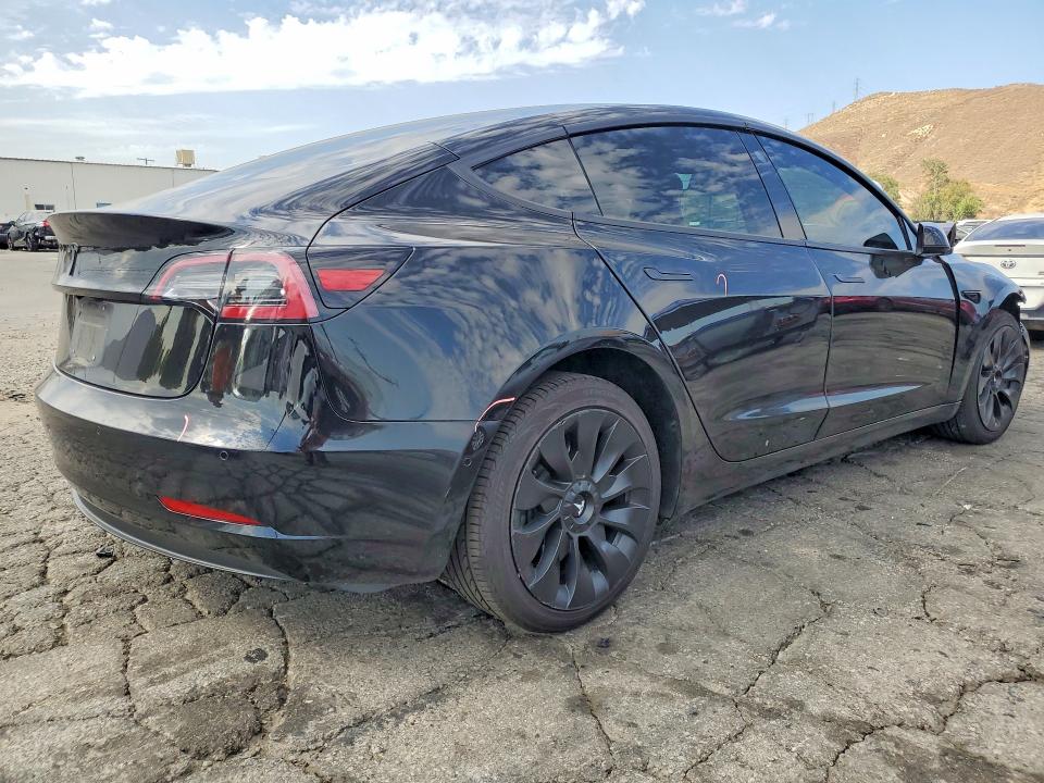 Продажа на аукционе авто 2018 Tesla Model 3, vin: 5YJ3E1EA2JF108371, номер лота: 64419886