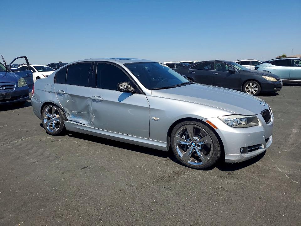 65910776 :رقم المزاد ، WBAPM5G50BNM68704 vin ، 2011 Bmw 335 مزاد بيع